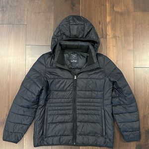 Women’s Abercrombie and fitch black puffer jacket size xl